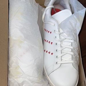 Stan smith J heart Valentine’s Day sneakers